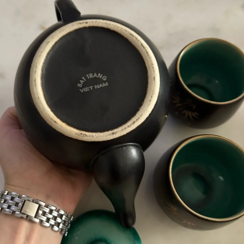 Carved Vietnamese tea kettle set with 2 small tea cups